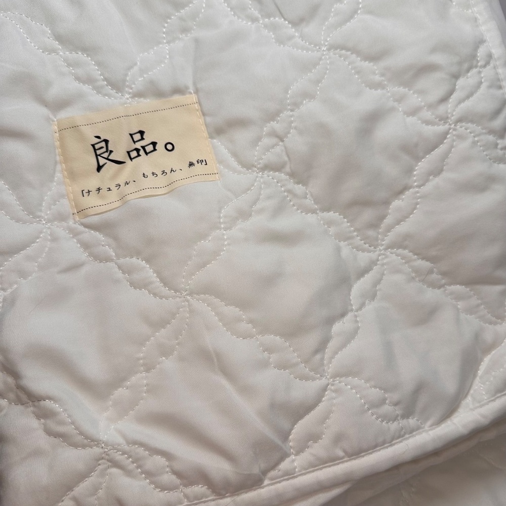 New Quilted Mattress Pad Cover + 2 Pillow Protectors  Queen - Picture 2 of 8